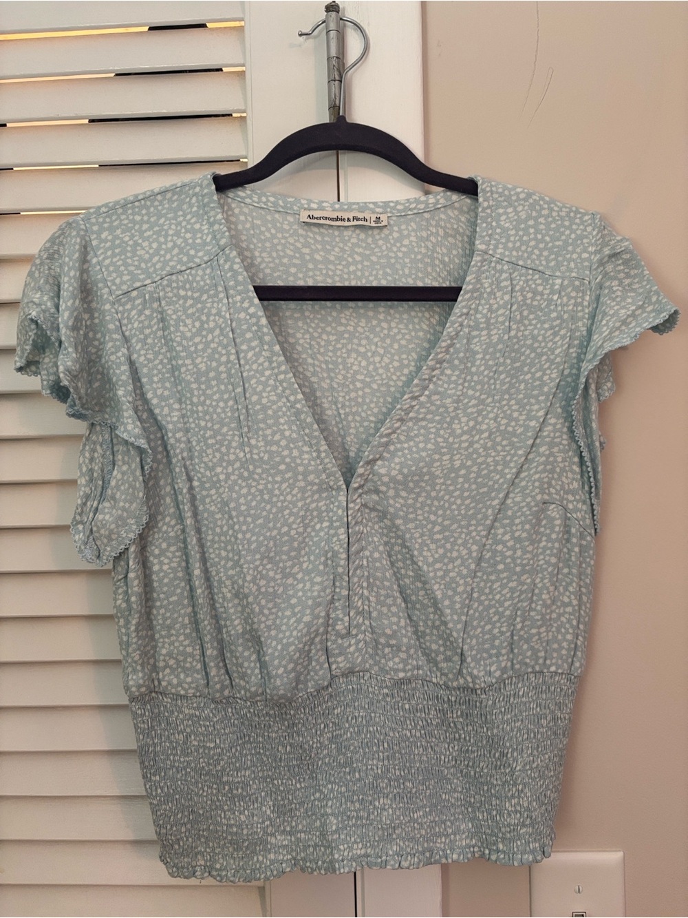 Abercrombie & Fitch Light Blue Ditsy Print V-Neck Smocked Waist Top